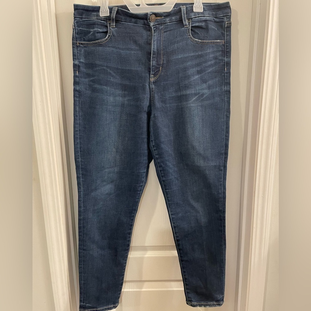 American Eagle Curvy Hi-Rise Jeans sz 14 EUC